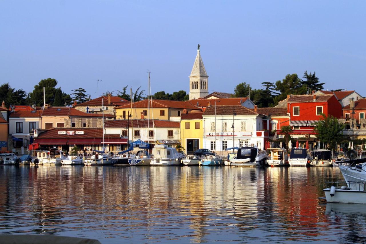 Apartments With A Swimming Pool Novigrad - 7078 المظهر الخارجي الصورة